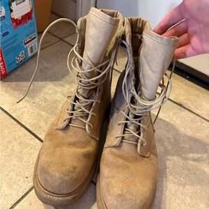 Military boots size 13
